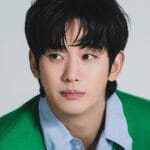 Canal do YouTube acusa Kim Soo Hyun de ter relações com menor e ameaça denunciá-lo